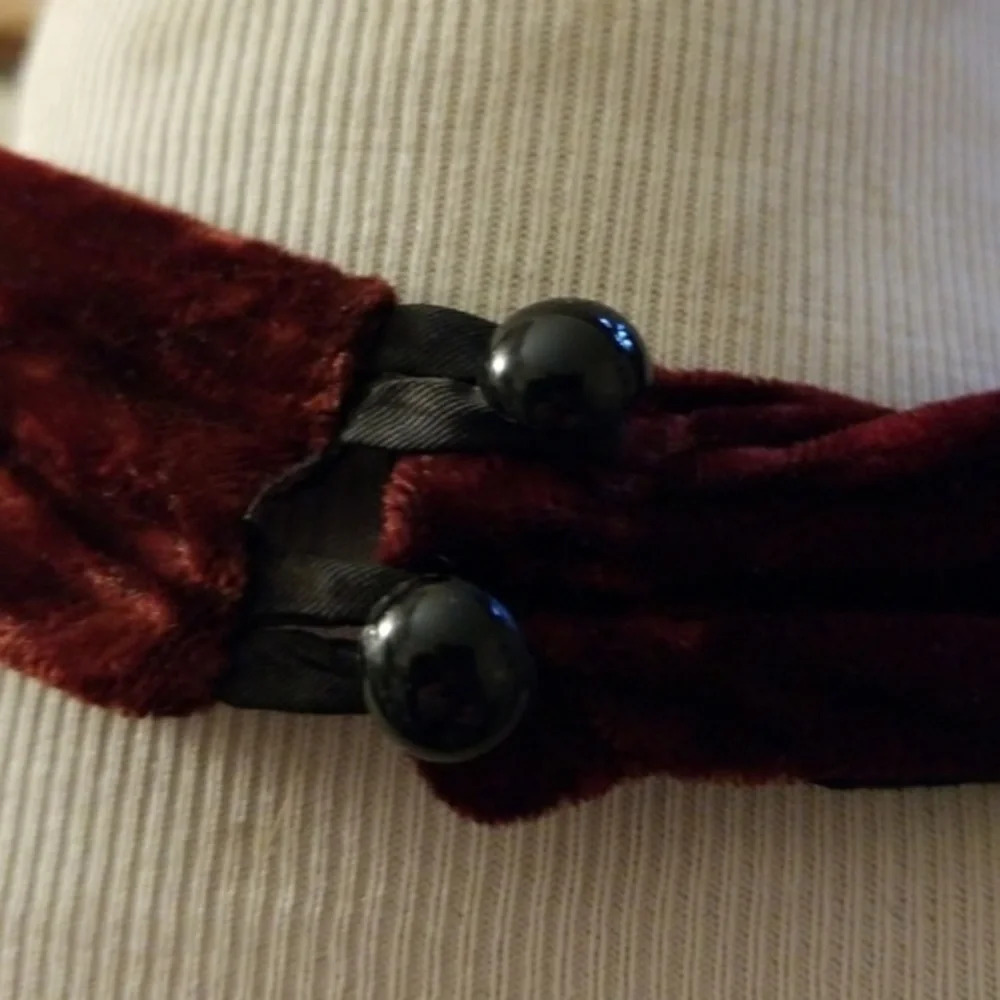 Vintage  70's  Golden & velvet halter‎ dress - Picture 5 of 9